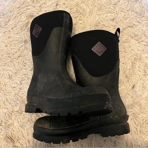 Muck Boot Women’s Mid Calf Winter Snow Warm Boots